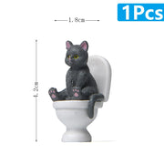 Gatto seduto sulle figurine Toilet Cat Ornament Kawaii Cat Doll Micro Paesaggio Fata Giardino Miniatura per bambini Gatto Giocattolo Decorazione della casa - My Store Pet